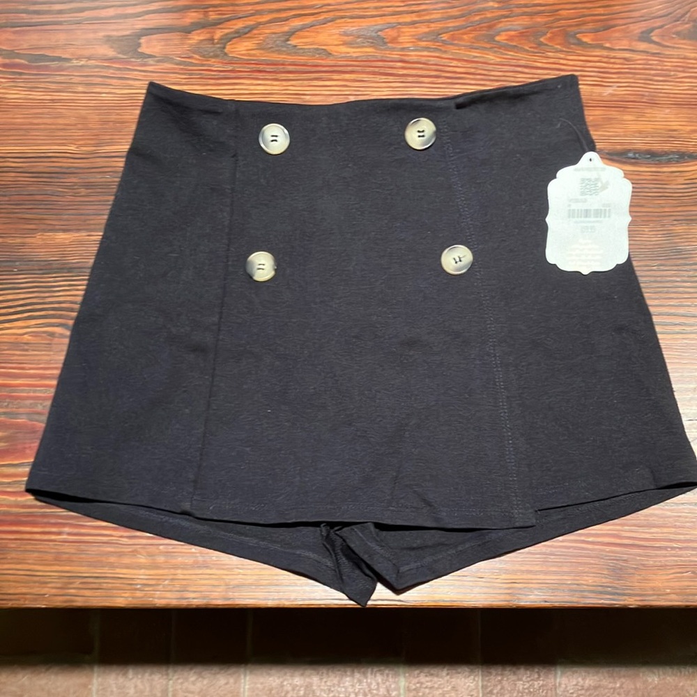 Altard state black skort size medium